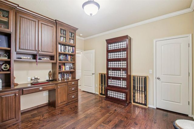 4909 October Drive, Edmond, OK 73034