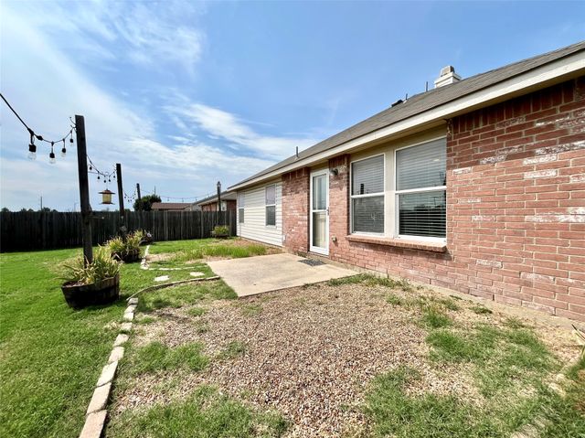 3000 Groveland Terrace, Denton, TX 76210