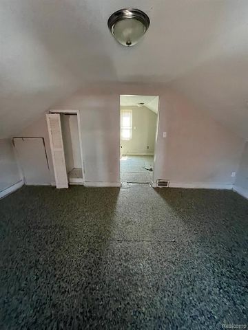 19708 Fairport Street, Detroit, MI 48205