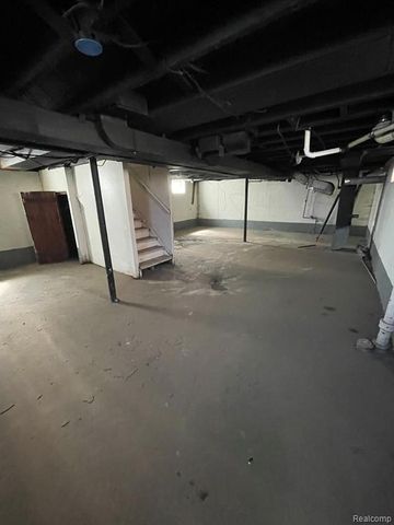 19708 Fairport Street, Detroit, MI 48205