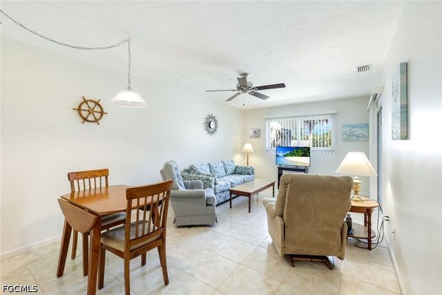 4611 SE 5th PL 6, Cape Coral, FL 33904