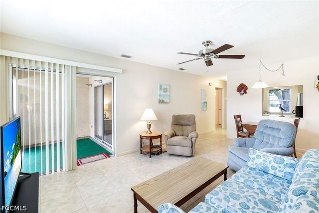 4611 SE 5th PL 6, Cape Coral, FL 33904