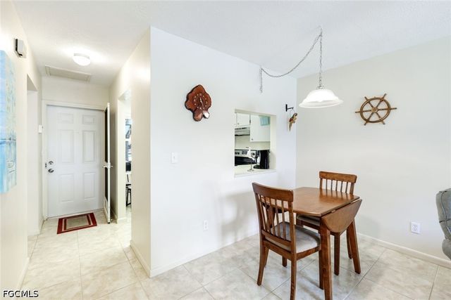 4611 SE 5th PL 6, Cape Coral, FL 33904