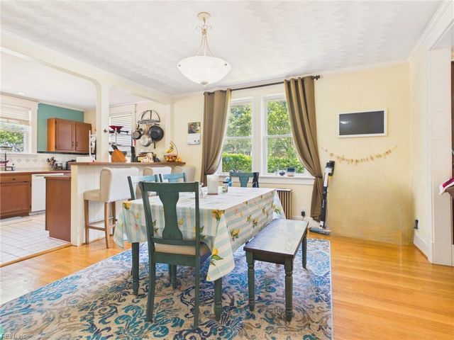 4127 W Greenway CT, Portsmouth, VA 23707