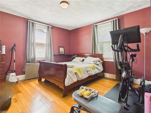 4127 W Greenway CT, Portsmouth, VA 23707