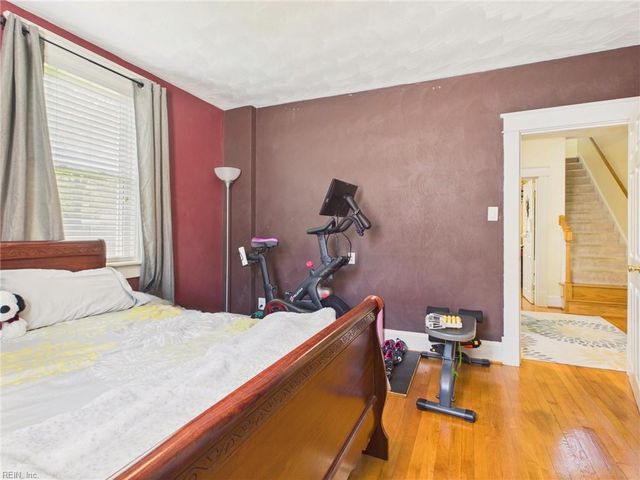 4127 W Greenway CT, Portsmouth, VA 23707