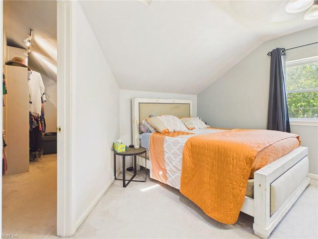 4127 W Greenway CT, Portsmouth, VA 23707