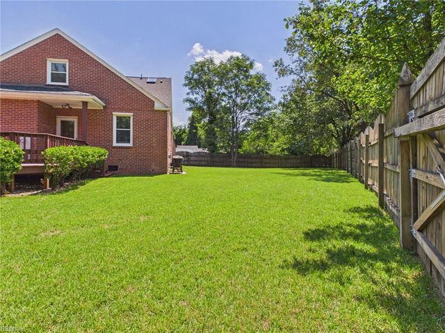 4127 W Greenway CT, Portsmouth, VA 23707