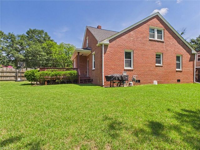 4127 W Greenway CT, Portsmouth, VA 23707