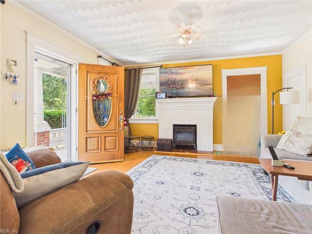 4127 W Greenway CT, Portsmouth, VA 23707