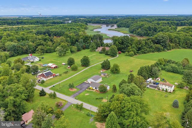897 BLACKBIRD LANDING RD, Townsend, DE 19734