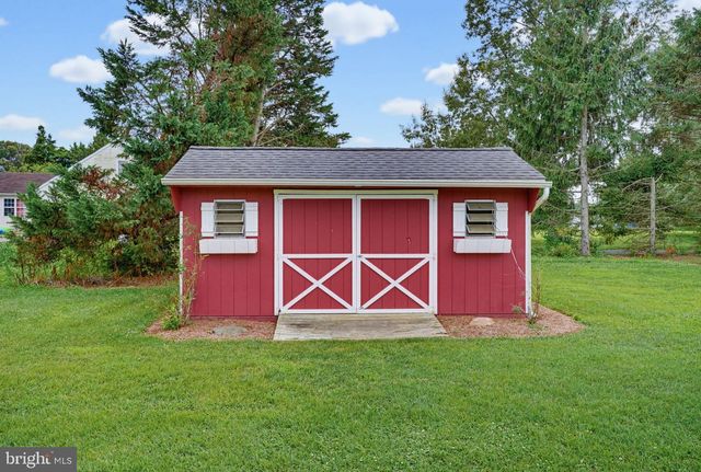897 BLACKBIRD LANDING RD, Townsend, DE 19734