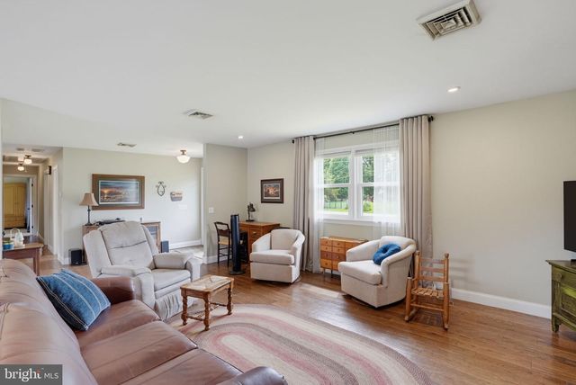897 BLACKBIRD LANDING RD, Townsend, DE 19734