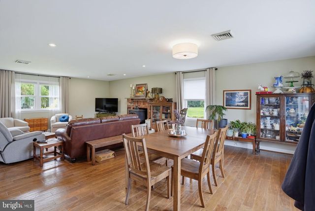897 BLACKBIRD LANDING RD, Townsend, DE 19734