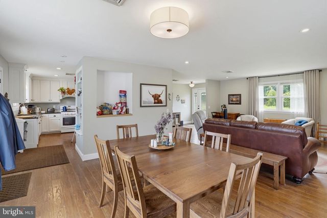 897 BLACKBIRD LANDING RD, Townsend, DE 19734