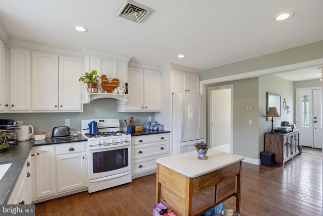 897 BLACKBIRD LANDING RD, Townsend, DE 19734