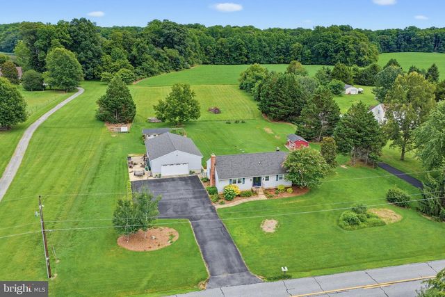 897 BLACKBIRD LANDING RD, Townsend, DE 19734