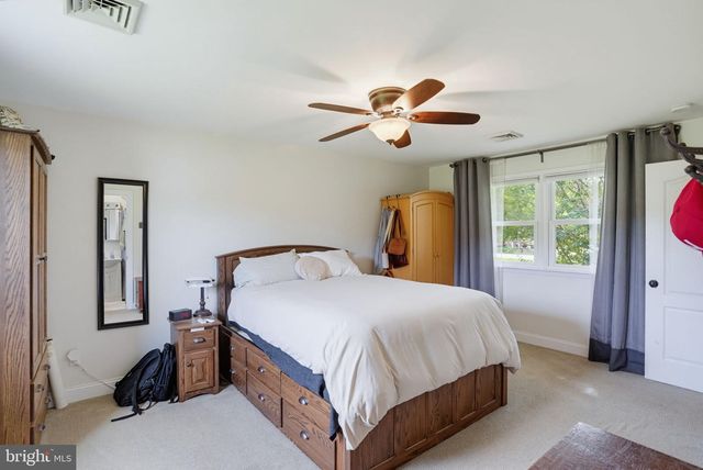 897 BLACKBIRD LANDING RD, Townsend, DE 19734