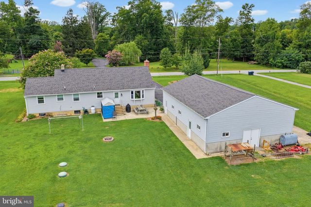897 BLACKBIRD LANDING RD, Townsend, DE 19734