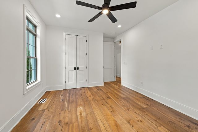 701 Brindley Dr, Nashville, TN 37220