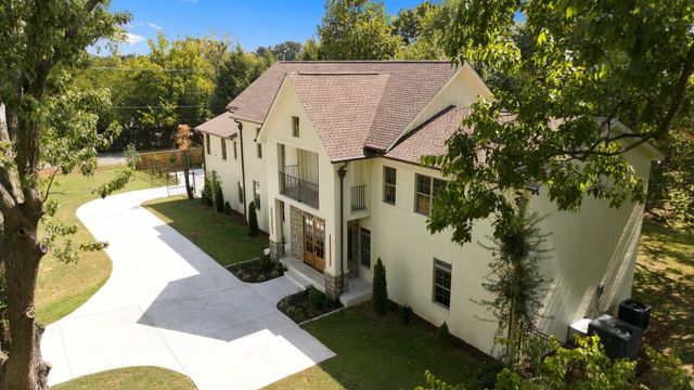 701 Brindley Dr, Nashville, TN 37220