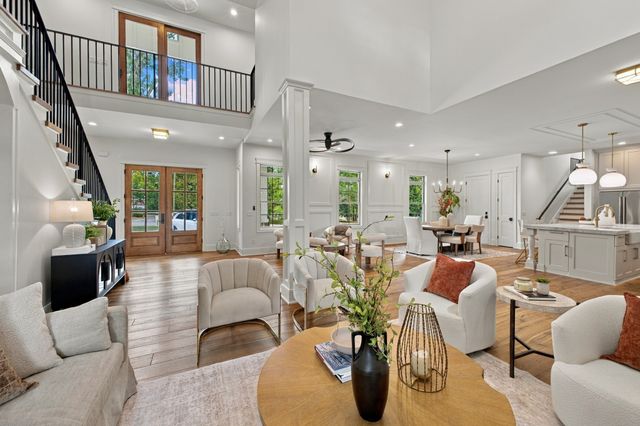 701 Brindley Dr, Nashville, TN 37220