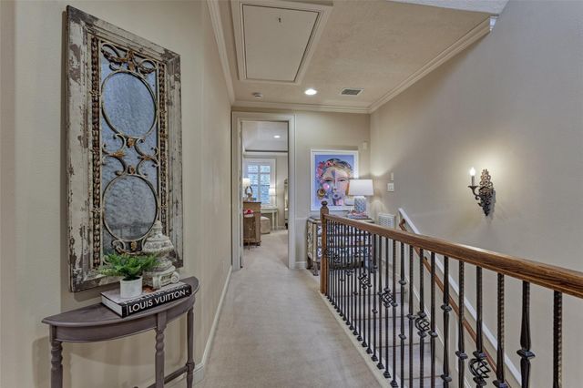27 Knightsgate Circle, The Woodlands, TX 77382