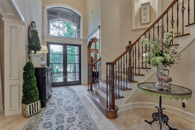 27 Knightsgate Circle, The Woodlands, TX 77382