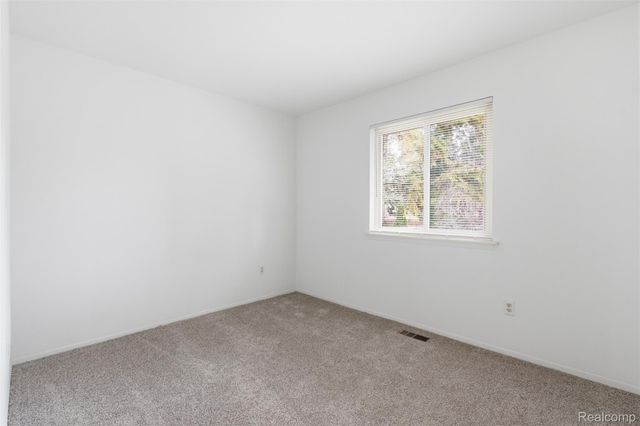 28230 Armanda Drive, Warren, MI 48088