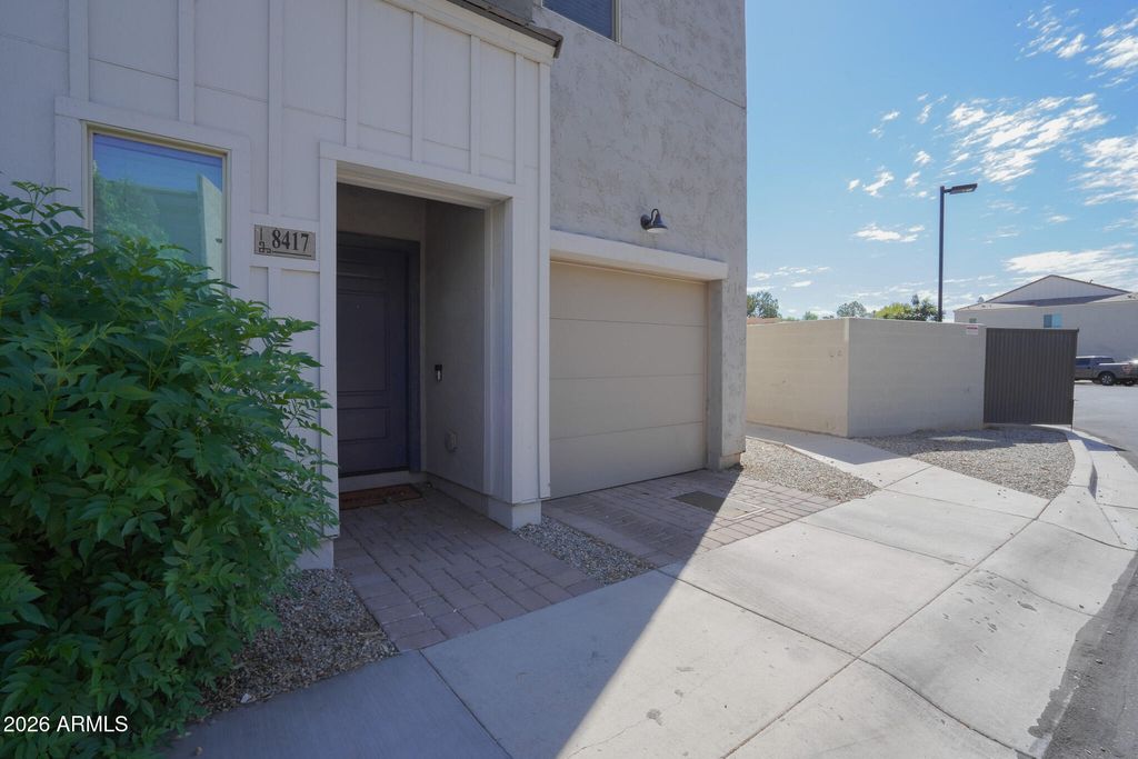 8417 N 22ND Drive, Phoenix, AZ 85021