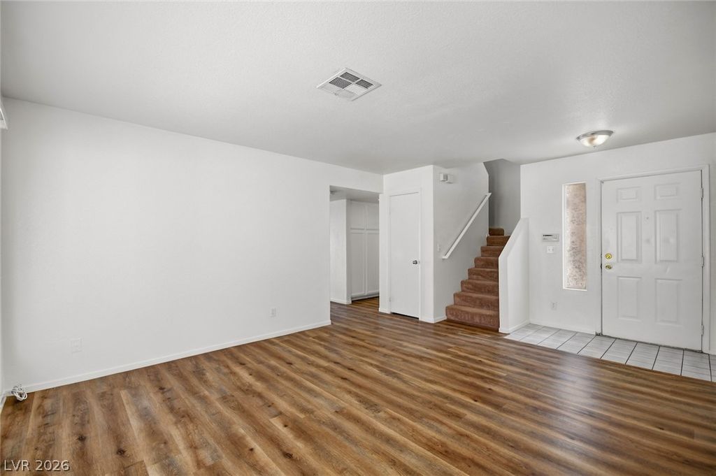 1428 Desert Hills Drive, Las Vegas, NV 89117 — photo 5