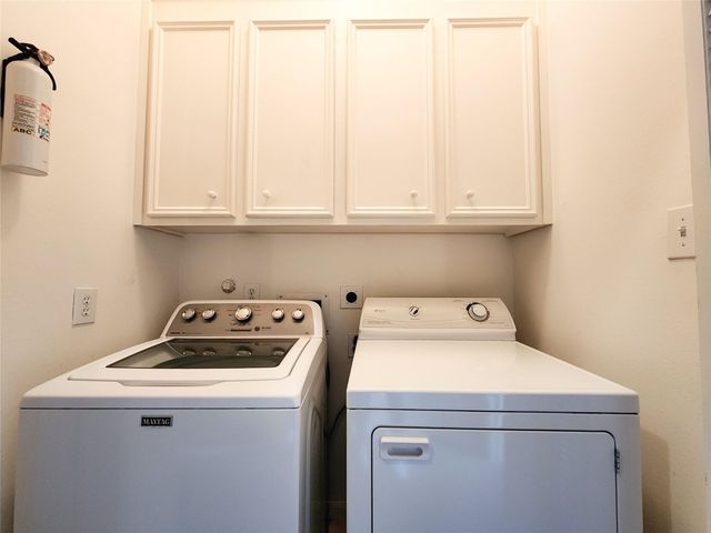 2637 W Dallas Street, Houston, TX 77019