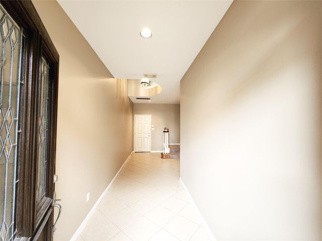 2637 W Dallas Street, Houston, TX 77019