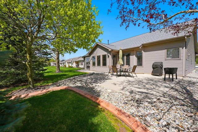 1503 Classic Lake Cove, Huntertown, IN 46748