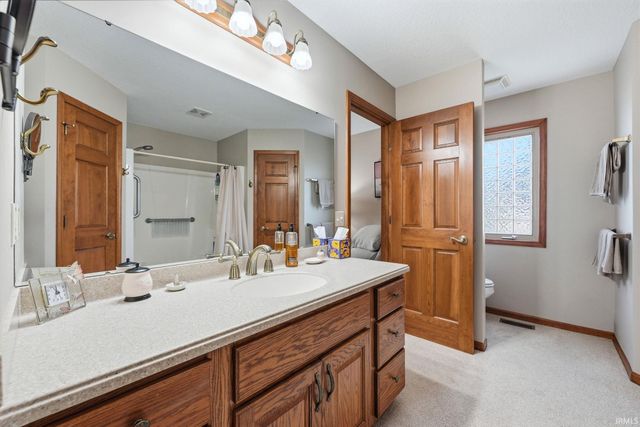1503 Classic Lake Cove, Huntertown, IN 46748