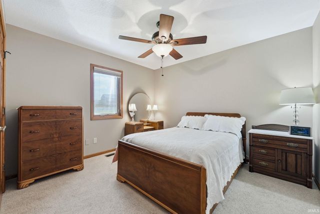 1503 Classic Lake Cove, Huntertown, IN 46748