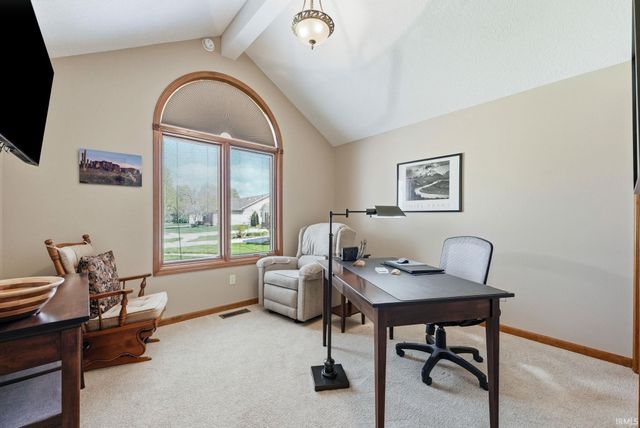 1503 Classic Lake Cove, Huntertown, IN 46748