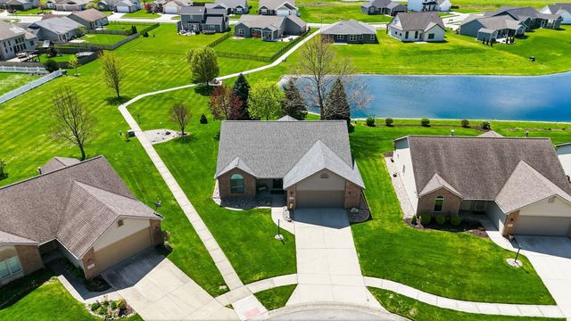 1503 Classic Lake Cove, Huntertown, IN 46748