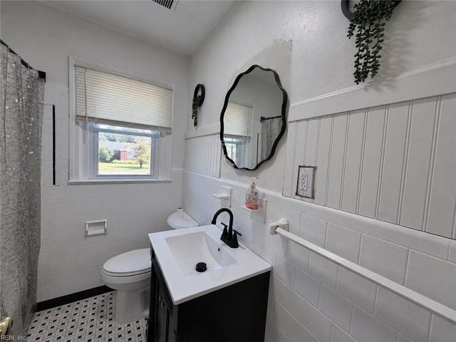 1811 Gildner RD, Hampton, VA 23666