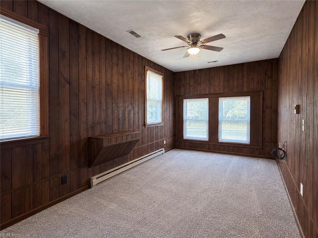 1811 Gildner RD, Hampton, VA 23666