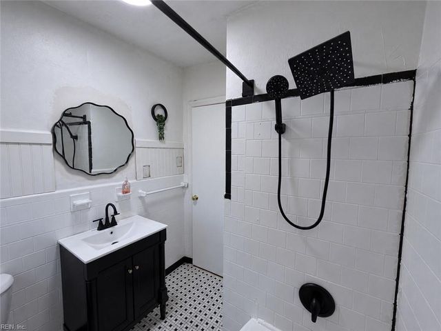 1811 Gildner RD, Hampton, VA 23666