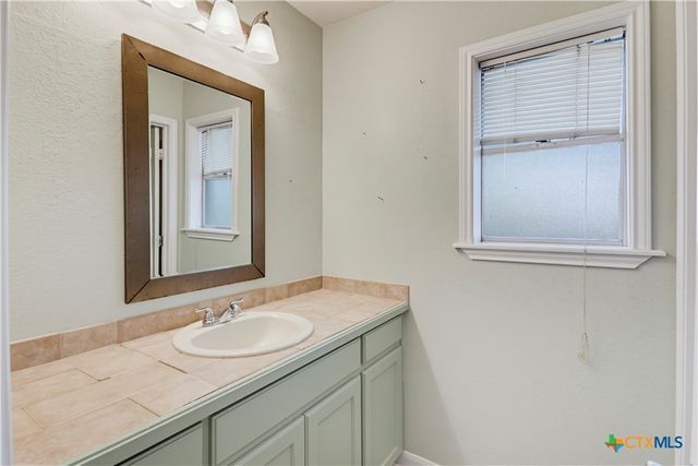 145 Rio Grande Drive, Seguin, TX 78155