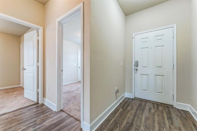 108 Leona River TRL, Hutto, TX 78634