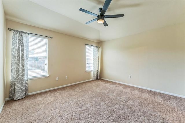 108 Leona River TRL, Hutto, TX 78634