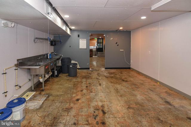2-4 E PRESTON ST, Baltimore, MD 21202