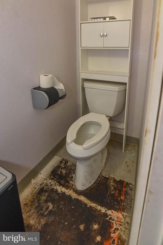 2-4 E PRESTON ST, Baltimore, MD 21202