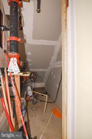 2-4 E PRESTON ST, Baltimore, MD 21202