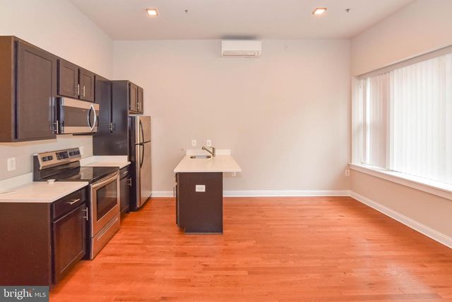 2-4 E PRESTON ST, Baltimore, MD 21202