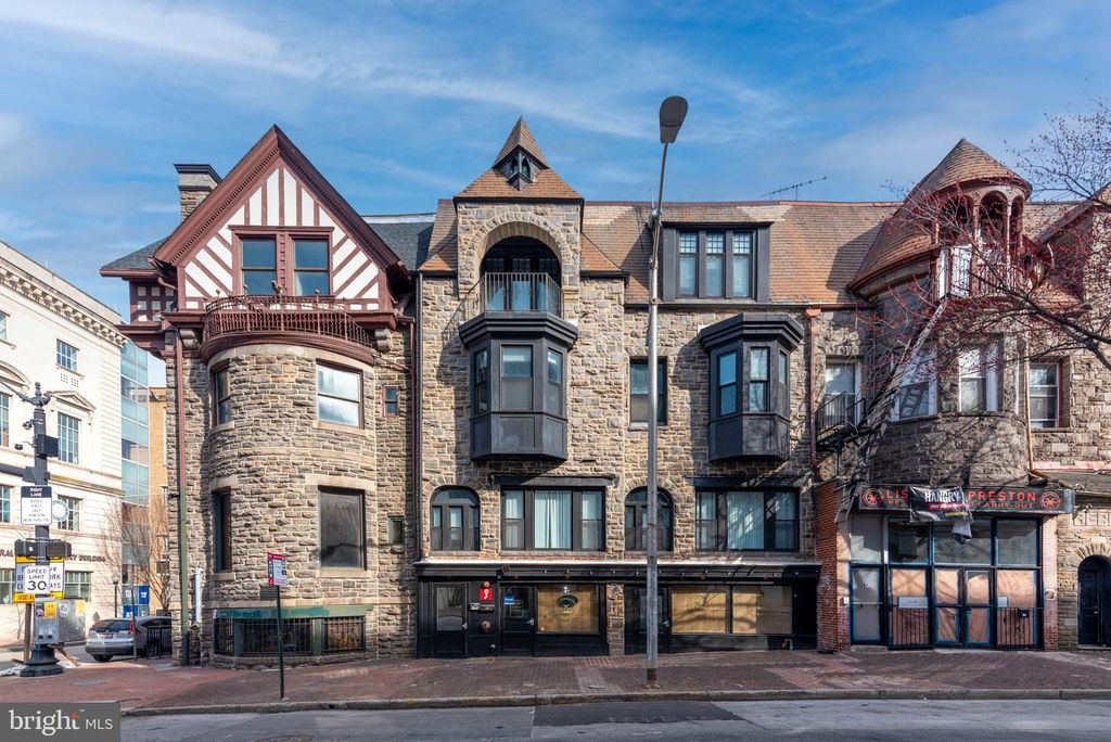 2-4 E PRESTON ST, Baltimore, MD 21202