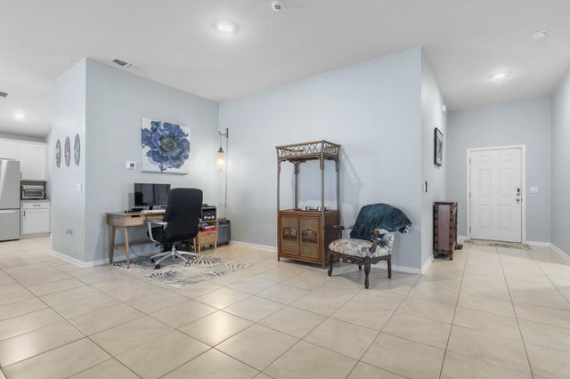 11 Pittson Ln, Palm Coast, FL 32164